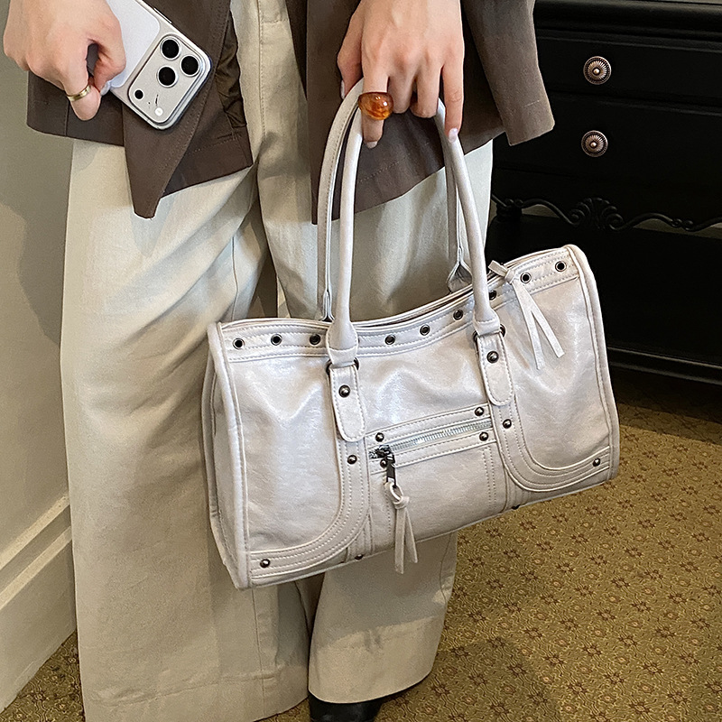 Motorcycle Handbag Retro Women - Leather Workshop review and price